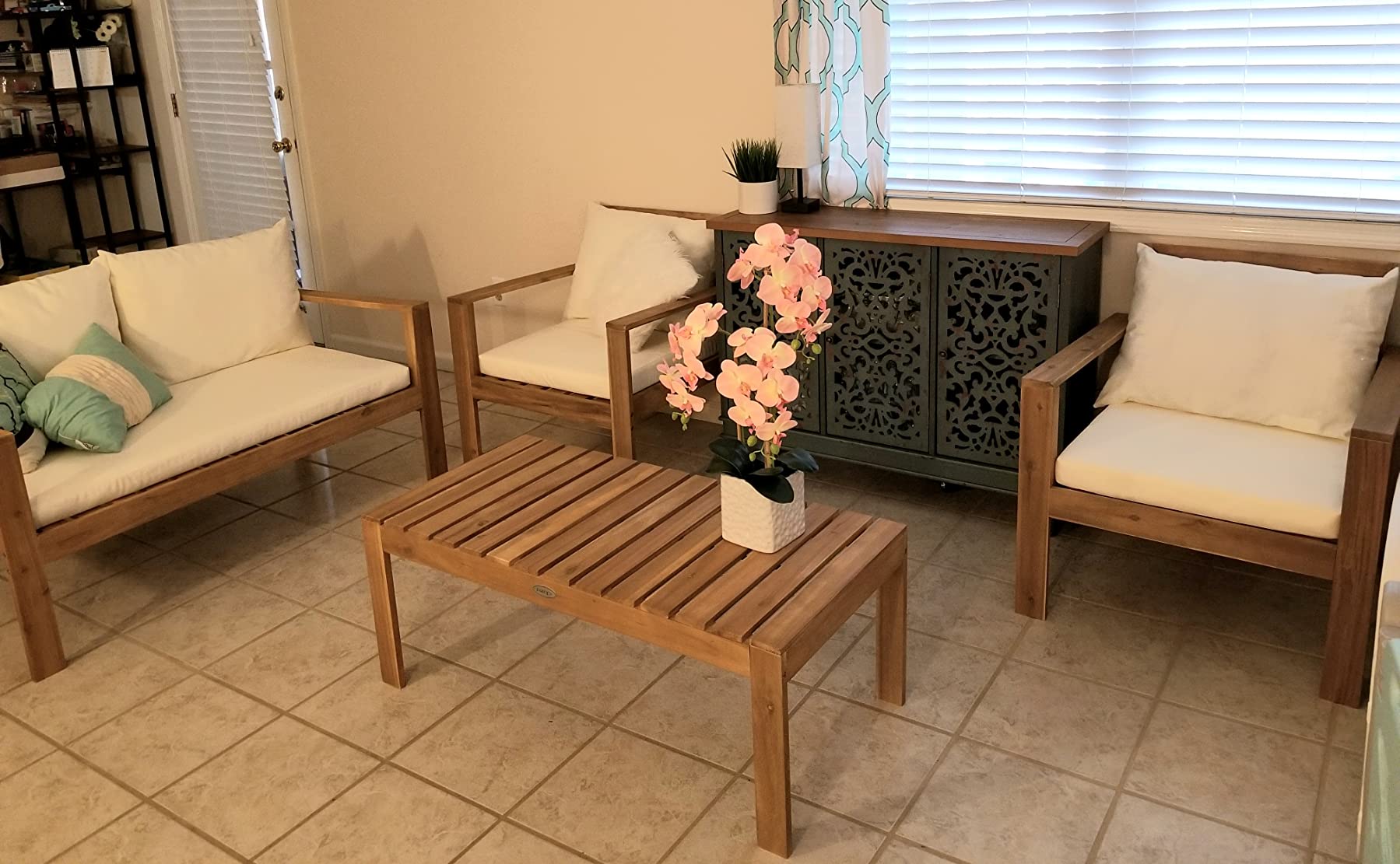 Tangkula Outdoor 4-Piece Acacia Wood Chat Set, 4 Seater Acacia Wood Conversation Sofa and Table Set with Water Resistant Cushions, Teak Finished (1, White) customer photo 1