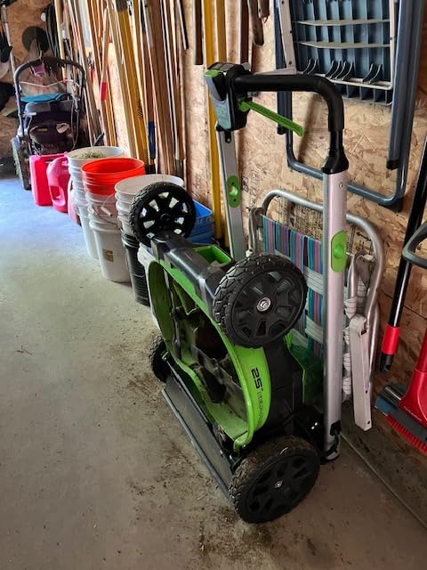 Greenworks 60V 25in Self-Propelled Lawn Mower, (2) 4.0 Ah Battery Kit customer photo 1