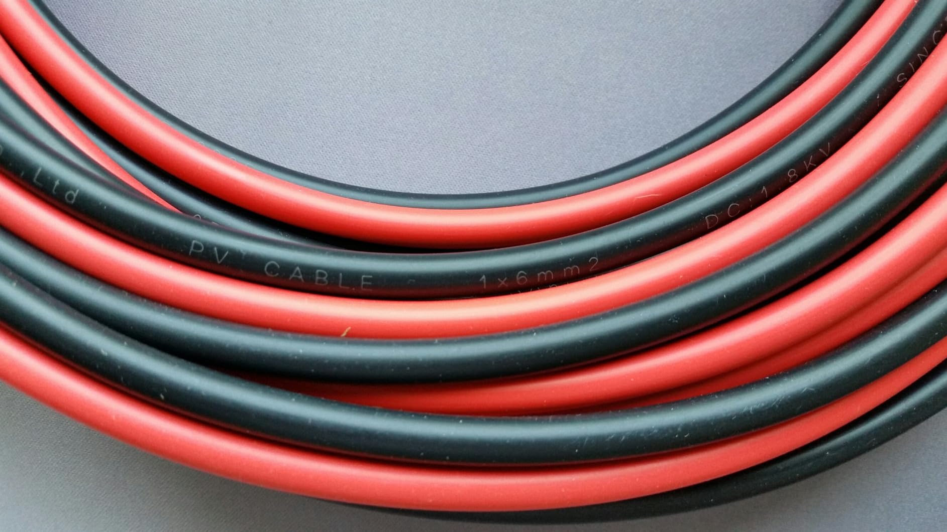 Solar Extension Cable 30 Ft 10AWG (6mm²) Solar Power Cable Wire Male Female Connectors Gauge 30' 30A Wire for Roof PV Wire Solar Panel Cables 10 Gauge Wire customer photo 2
