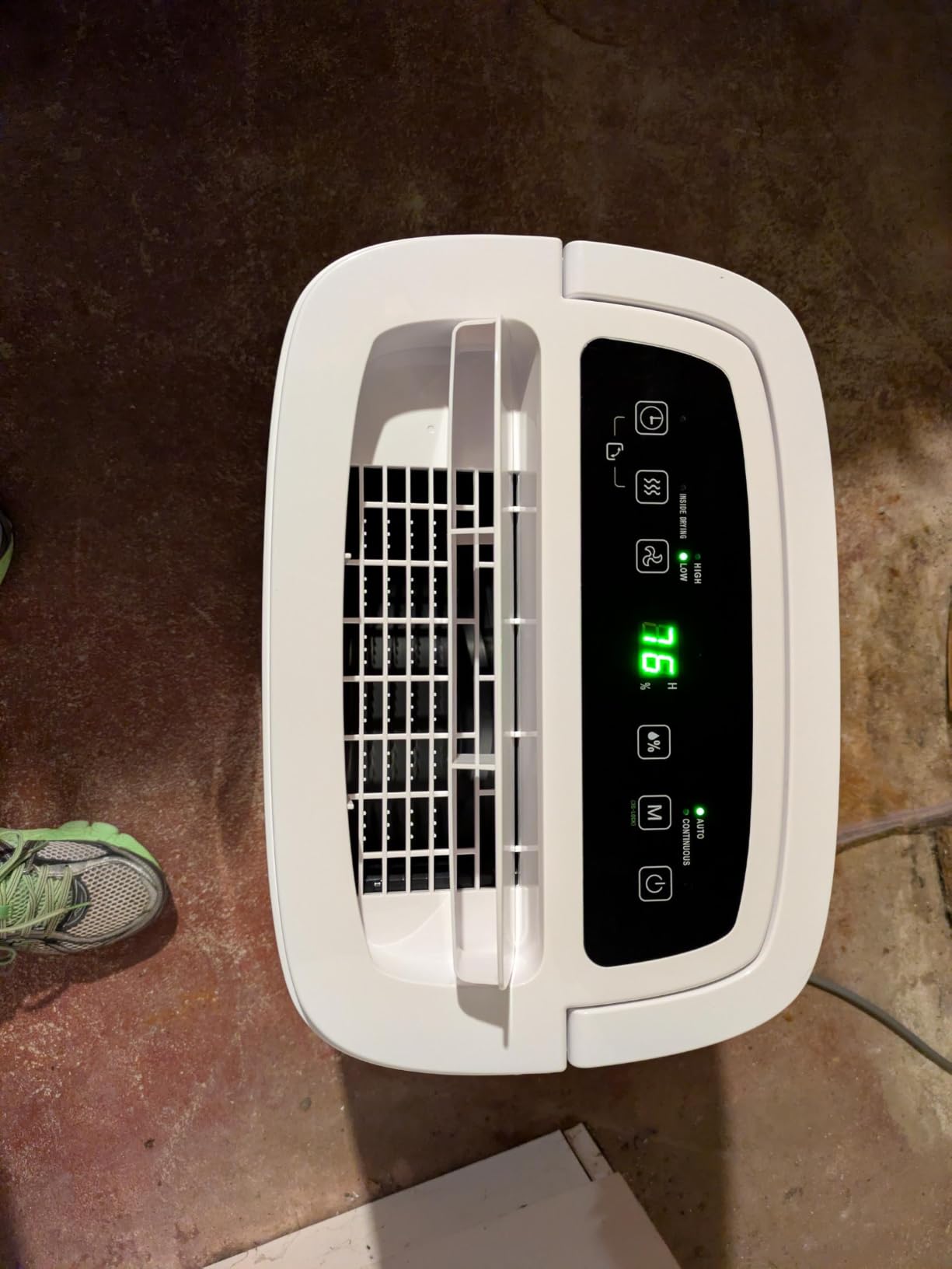 Waykar 80 Pints 2025 Energy Star Dehumidifier for Home up to 5,000 Sq. Ft, Ideal for Basement, Bathroom and Large Room with Drain Hose, Portable, Auto Defrost and Self-Drying customer photo 2