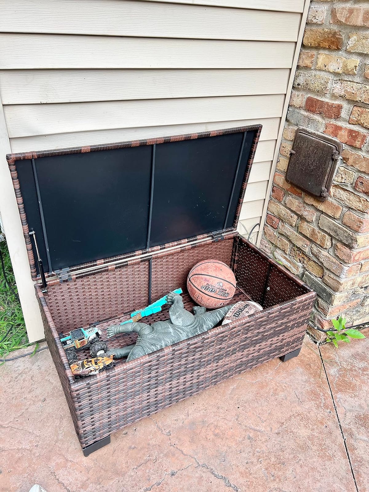 UDPATIO Outdoor Storage Table Patio Coffee Table All Weather Wicker Side Table with Waterproof Covers Rattan Furniture for Toys and Garden Tools customer photo 1