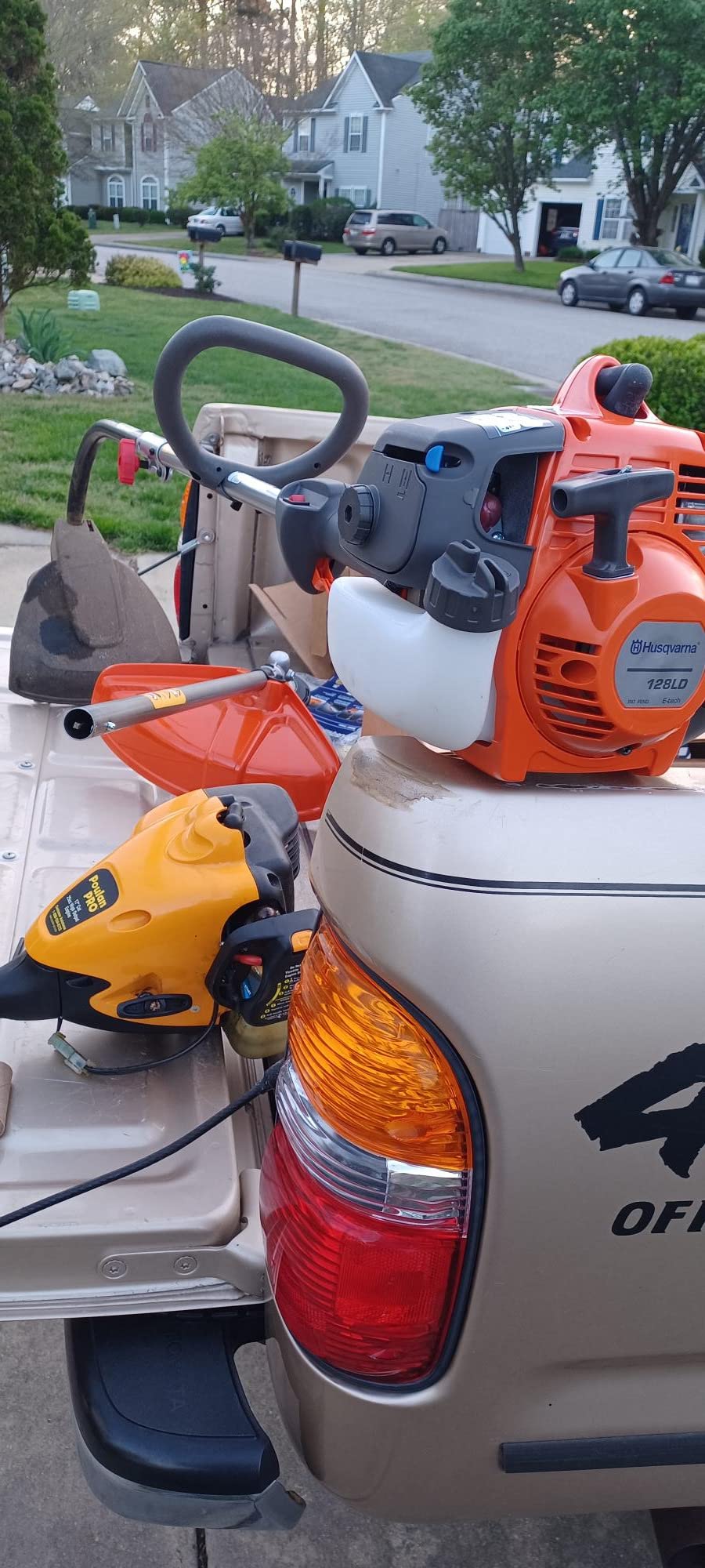 Husqvarna 130L Gas String Trimmer, Trimmer Head, 18-Inch customer photo 1