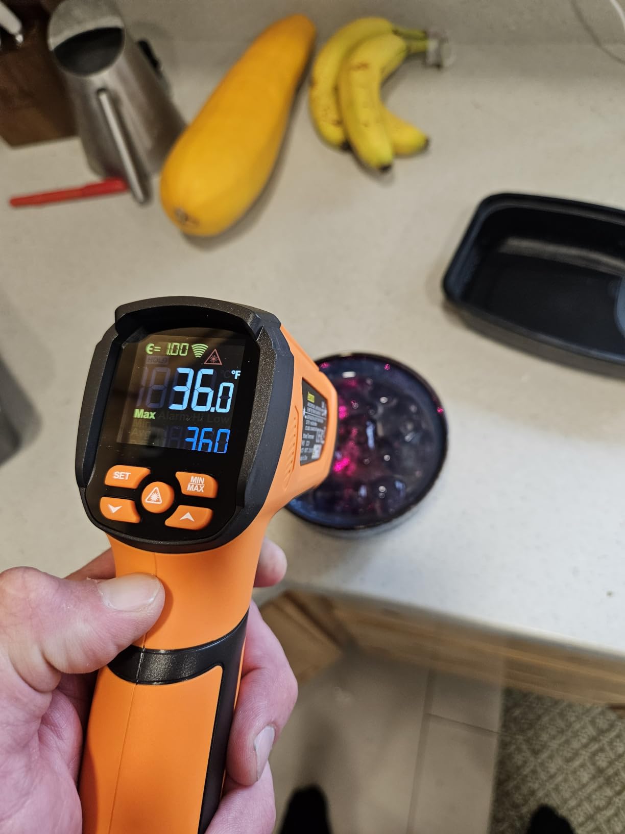 VEVOR Infrared Thermometer, -40°F~2732°F Dual Laser Temperature Gun Non-Contact, Handheld IR Heat Temperature Gun & Adjustable Emissivity for Metal Smelting/Cooking/Pizza Oven/Engine (Not for Human) customer photo 1