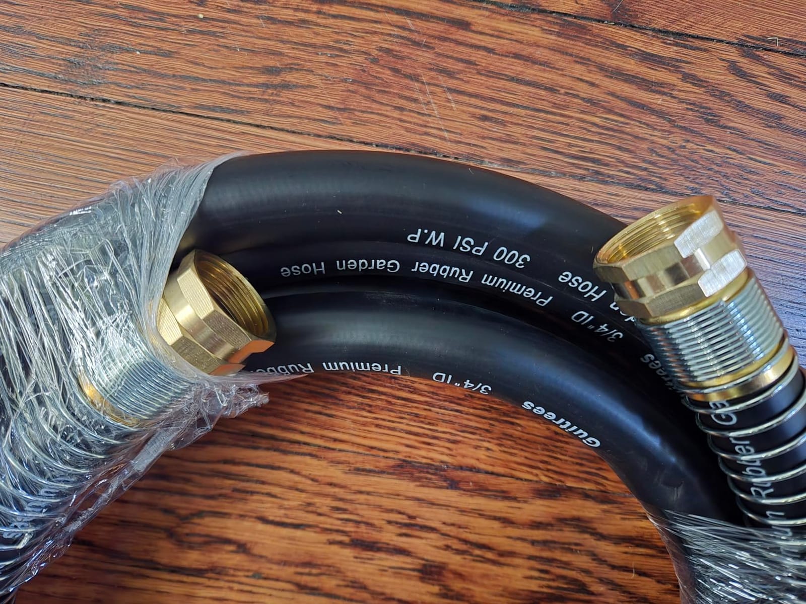 Guitrees 50FT 5/8 Heavy Duty Rubber Garden Hose - 300psi Working, 1000psi Burst - Hot/Cold Water - Five-Layered Braiding for Durability - Versatile for Gardening, Agriculture, Construction(Black) customer photo 2