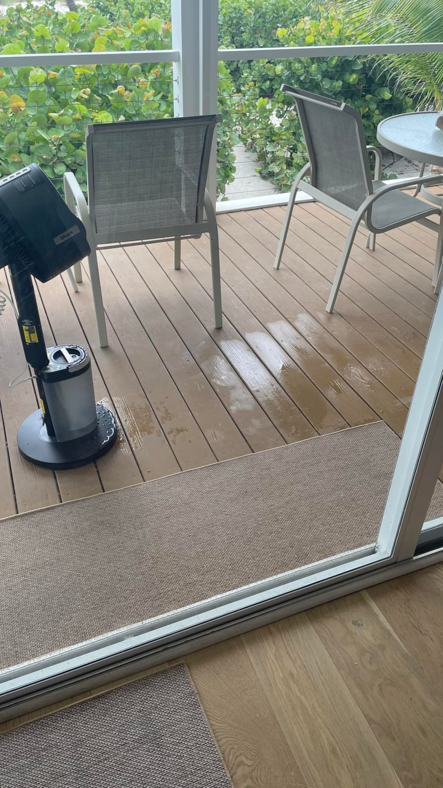 Shark FlexBreeze Pro Mist 2-in-1 Fan with Integrated Mist, Charcoal, FA302 customer photo 2