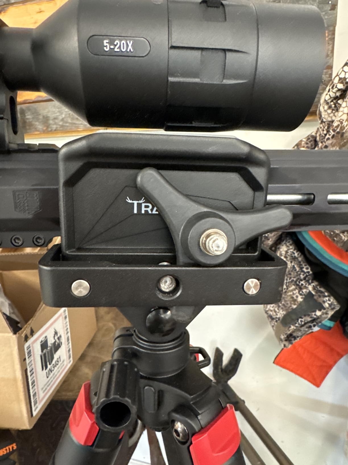 Trakiom Clamping Tripod Rest Aluminum Frame with Integrated Clamp Head customer photo 1