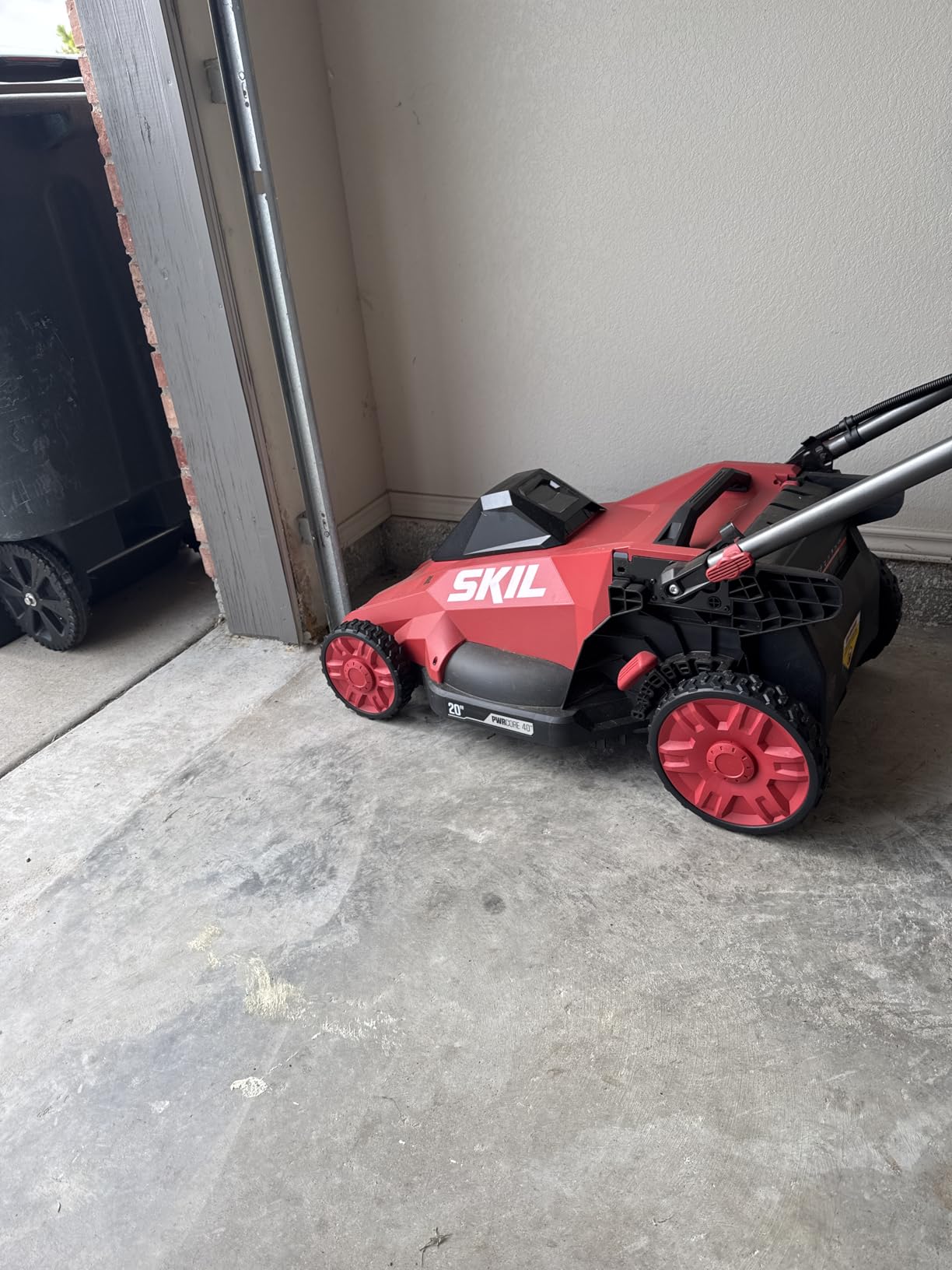 SKIL PWR CORE 40 Brushless 40V 20-Inch Push Mower Kit, Includes 6.0Ah Battery and 150W Charger - PM4910-15 customer photo 2