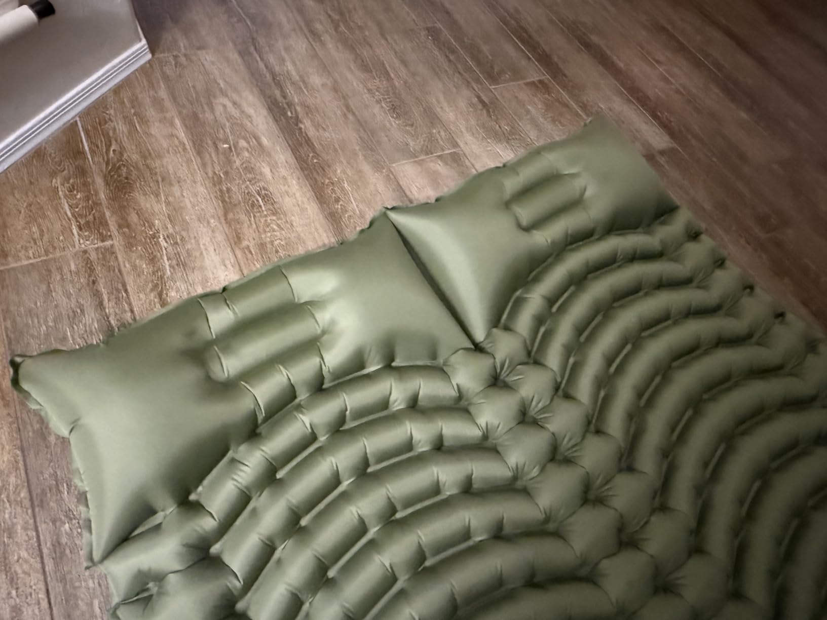 Double Camping Sleeping pad with Pillow & Built-in Foot Pump customer photo 2
