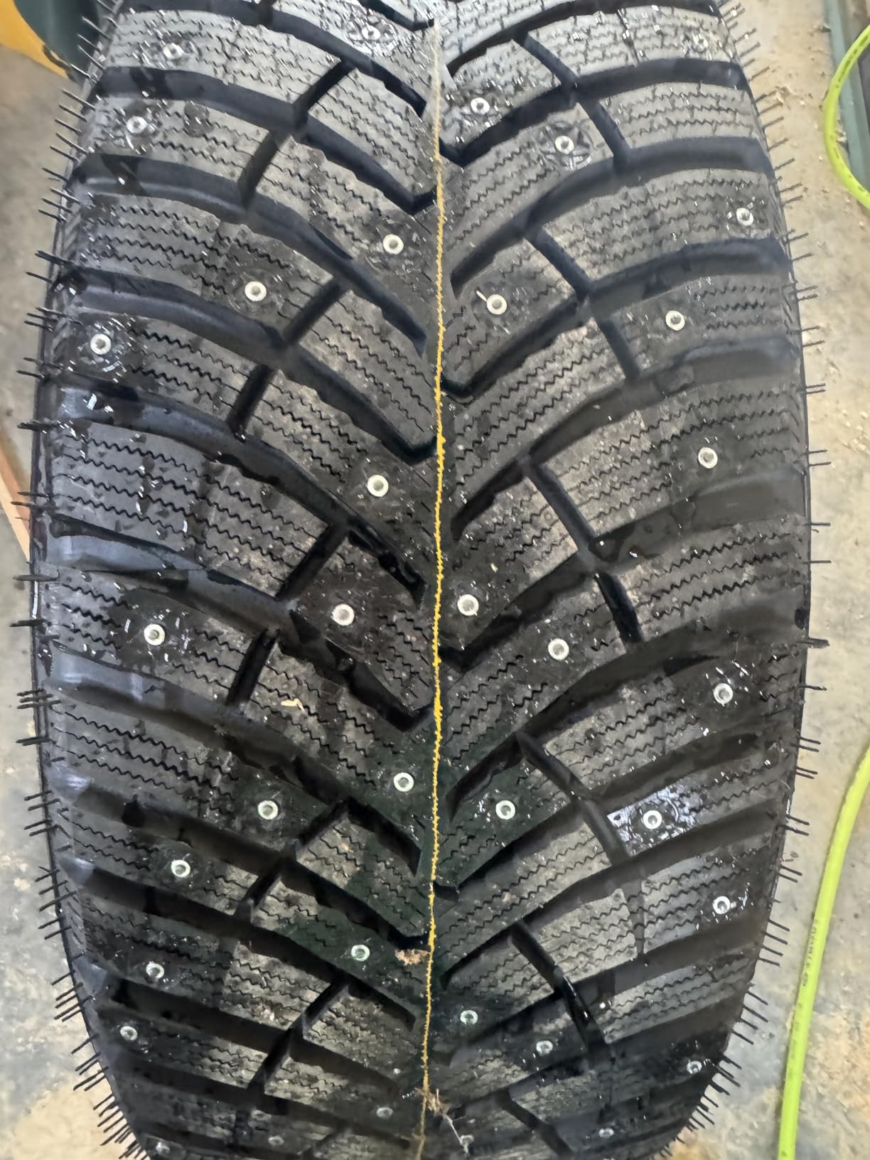 Nexen Winguard Winspike 3 Winter 255/65R18 111T Passenger Tire customer photo 1