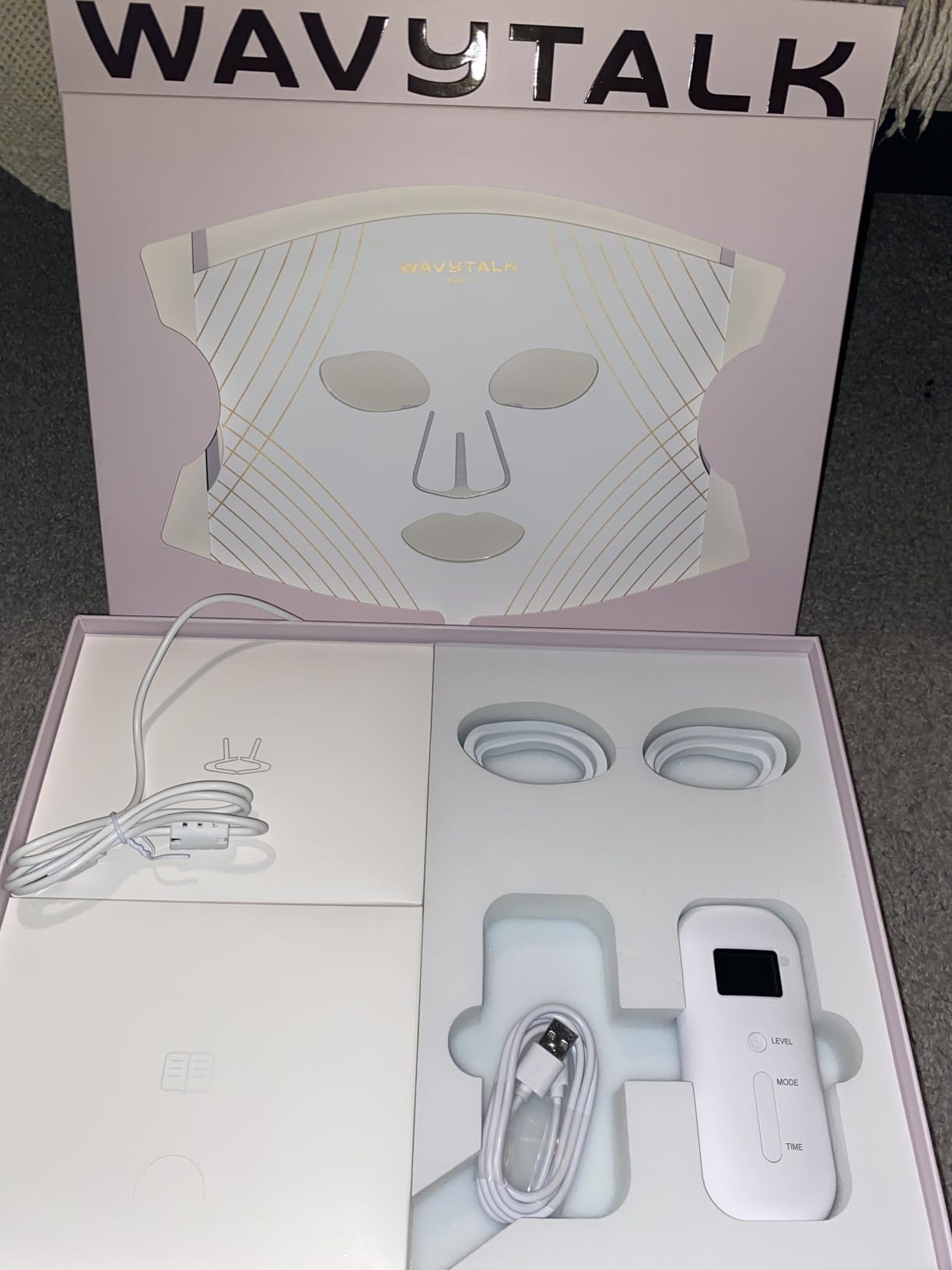 wavytalk Red Light Therapy Mask for Face, Glow Time LED Face Mask 850nm NIR customer photo 1