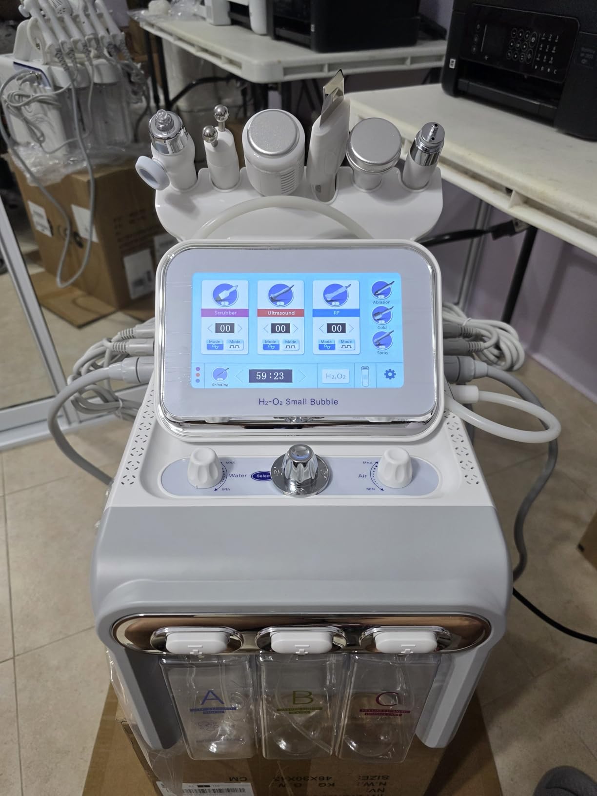 Hydrogen Oxygen 7 in1 Diamond Microdermabrasion Machine customer photo 2