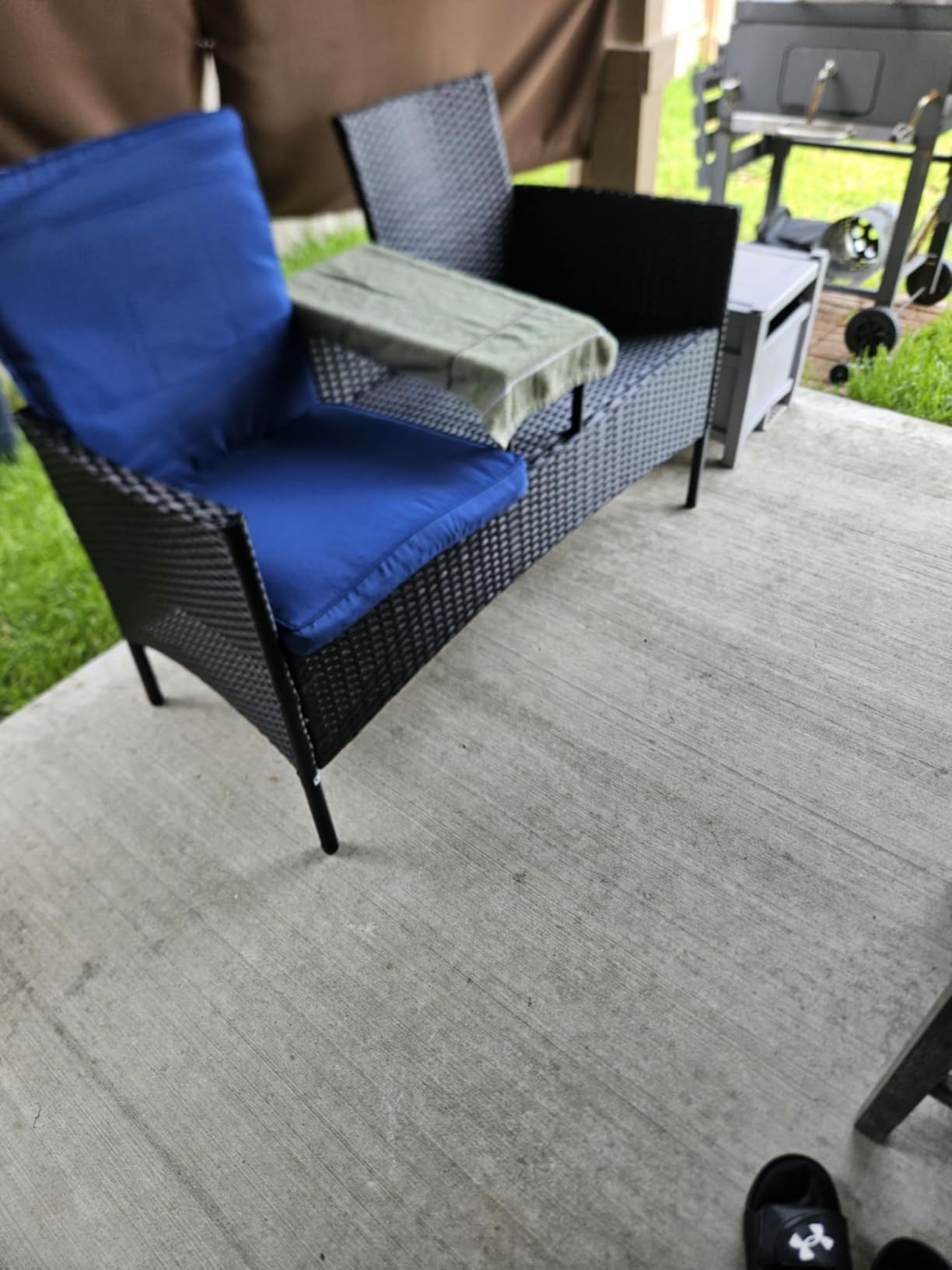 Tangkula Patio Loveseat with Built-in Table, Wicker 2-Seat Furniture with Soft Cushions & Tempered Glass Tabletop, Metal Frame Outdoor Conversation Seating Bench for Backyard, Porch customer photo 2