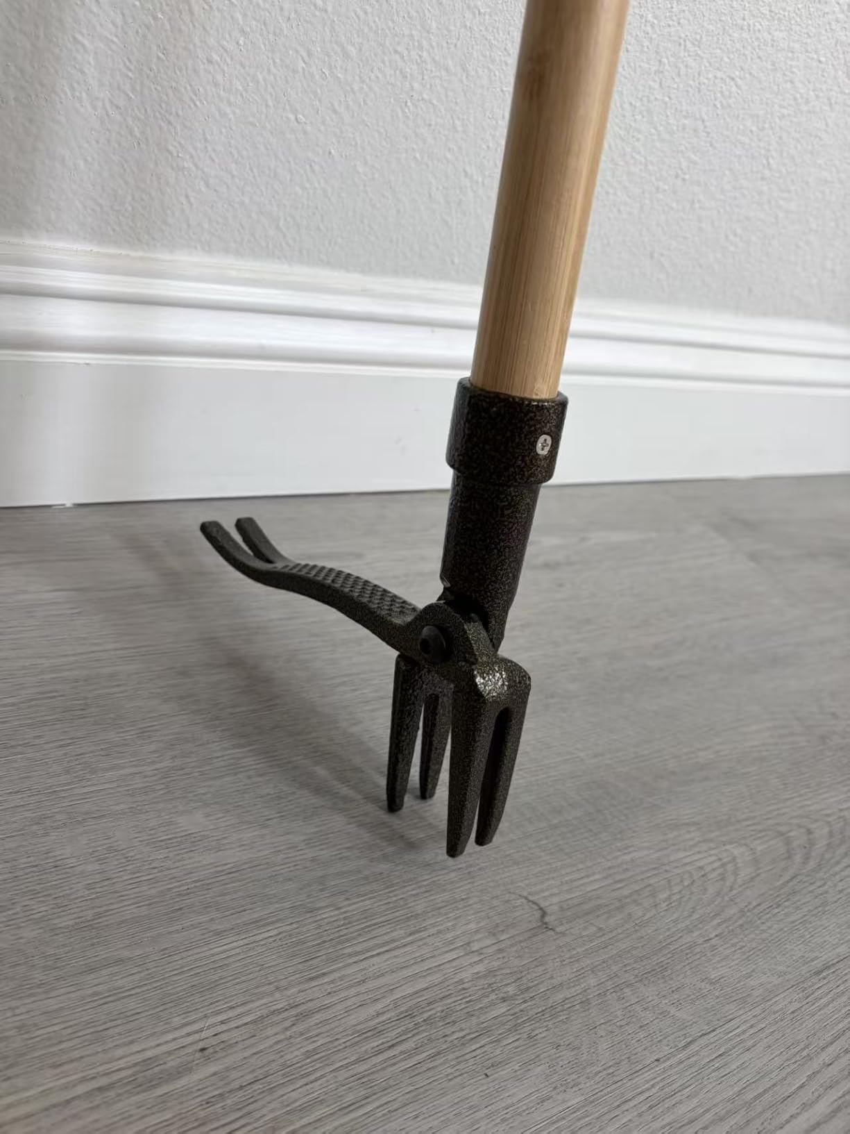 Stand Up Weed Puller Tool with Bamboo Long Handle for Garden customer photo 2