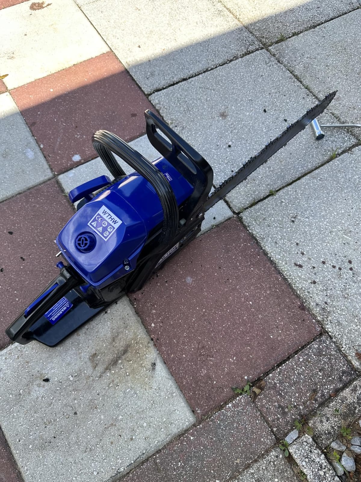 58 cc Gas Chainsaw, 20 in & 18 in Quick-Switch Bars, 2 Chains customer photo 1